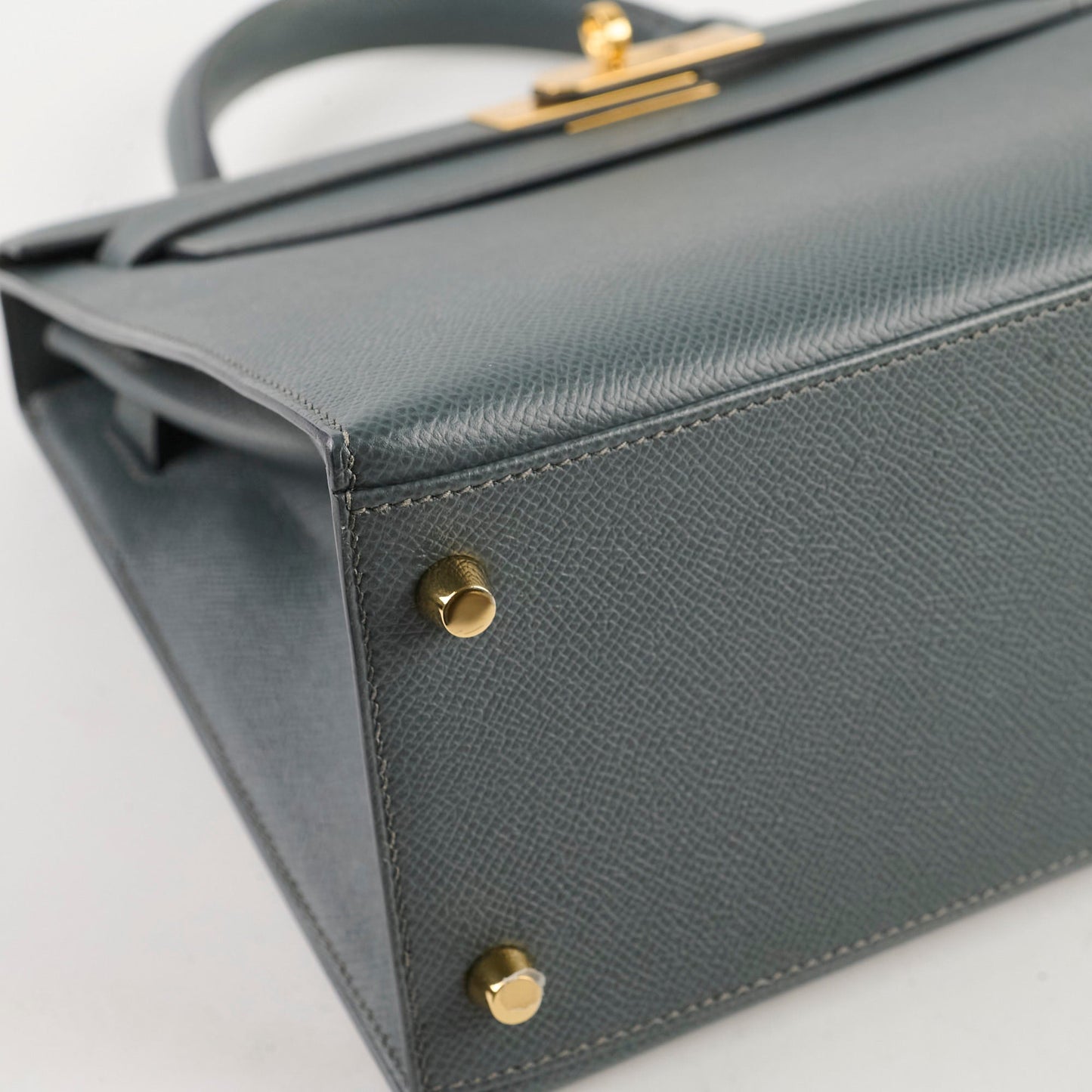 Hermes Kelly 28 Y7 Bleu Orage Epsom GHW Z Stamp