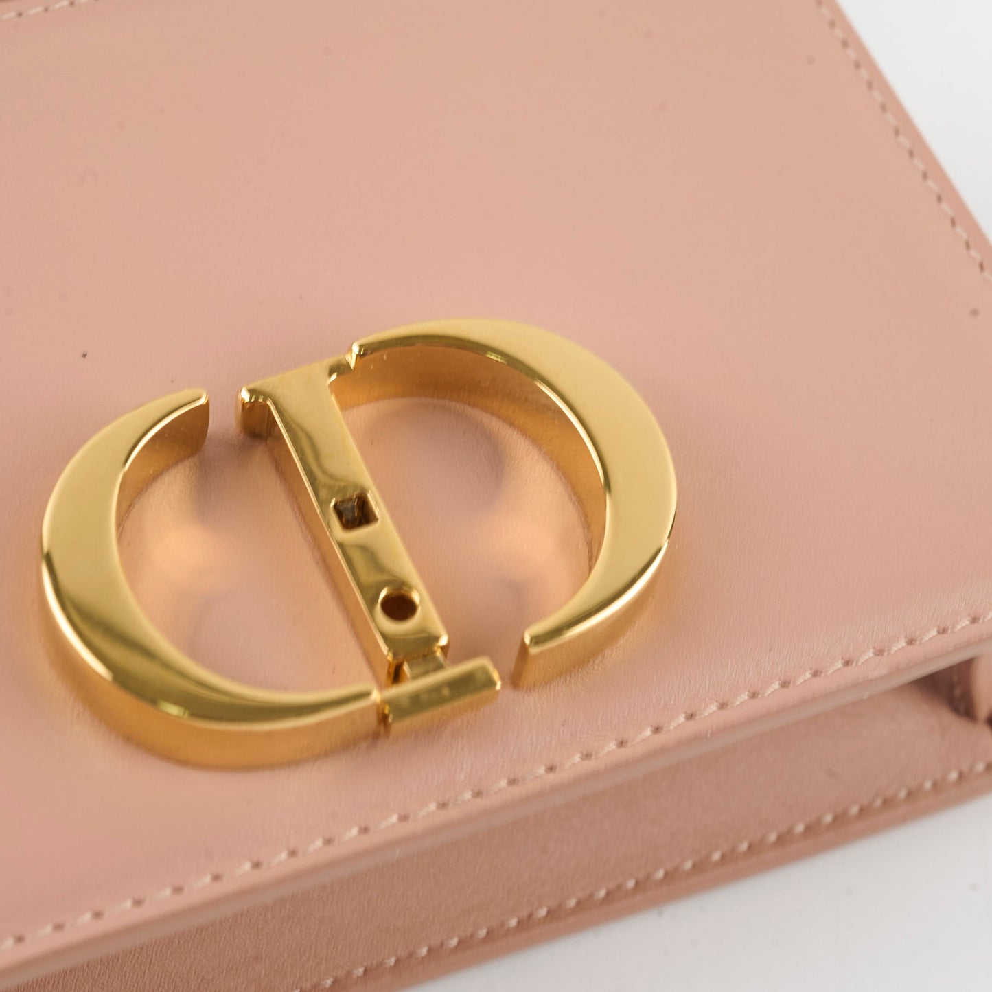 Christian Dior Montaigne 30 Micro Beige