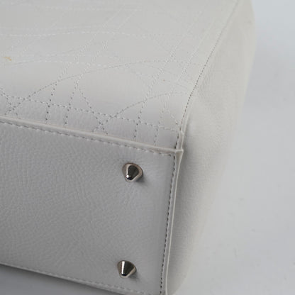 Christian Dior Medium Lady Dior White