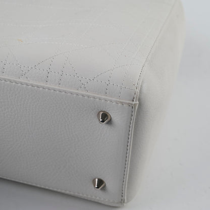 Christian Dior Medium Lady Dior White