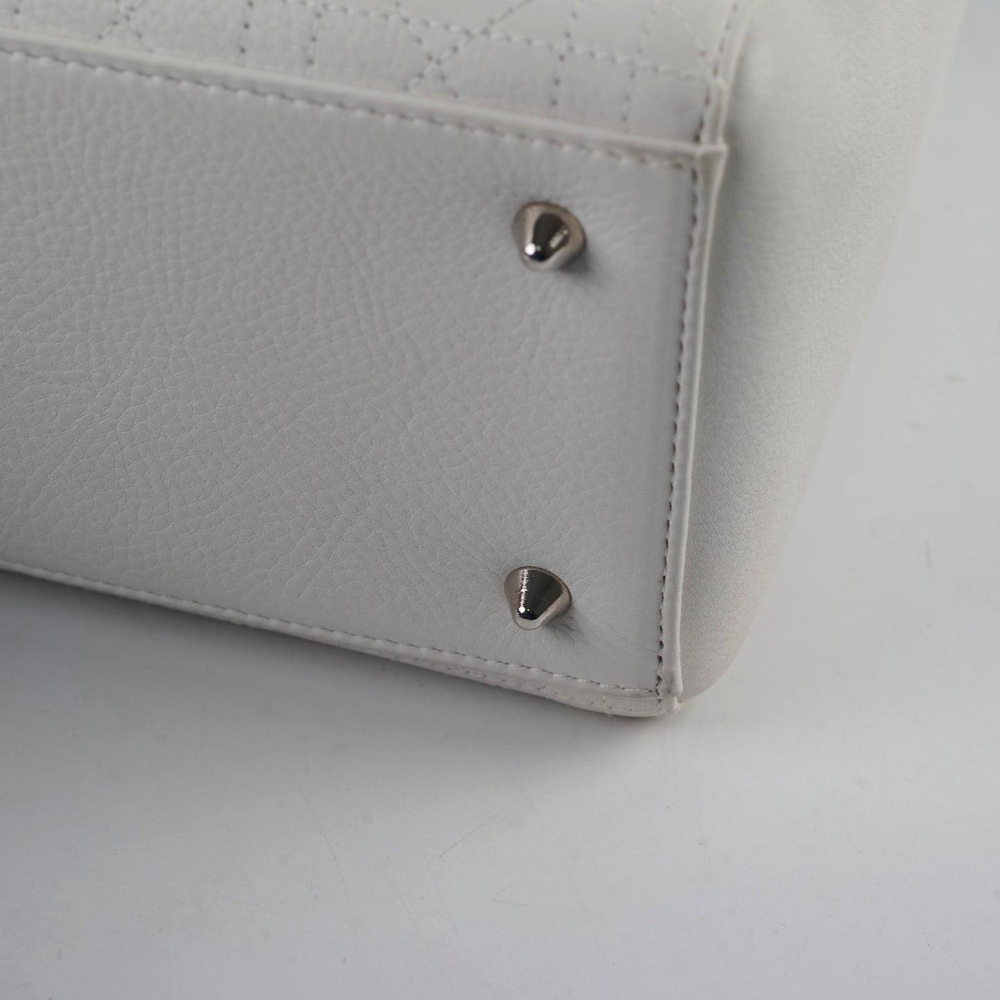Christian Dior Medium Lady Dior White