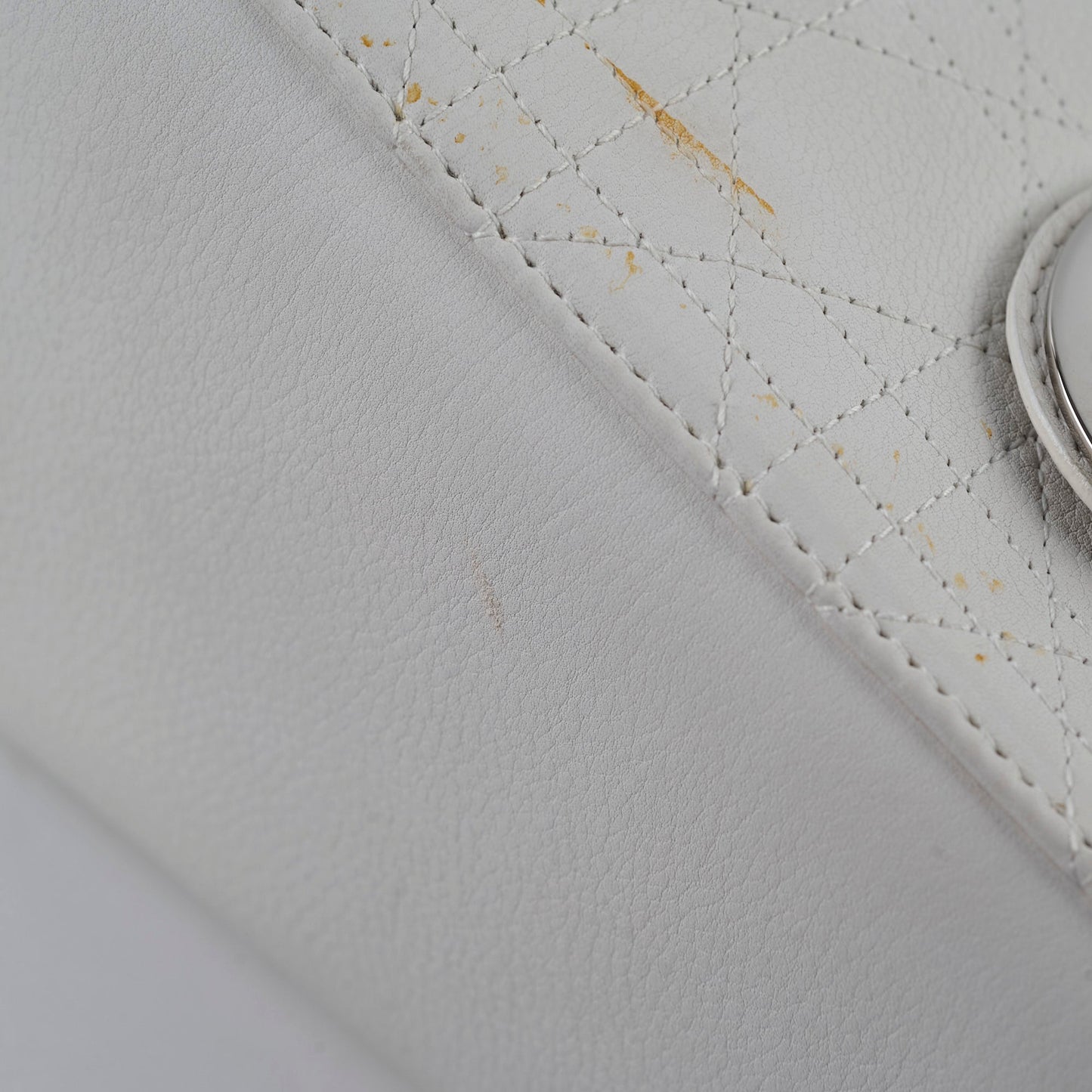 Christian Dior Medium Lady Dior White
