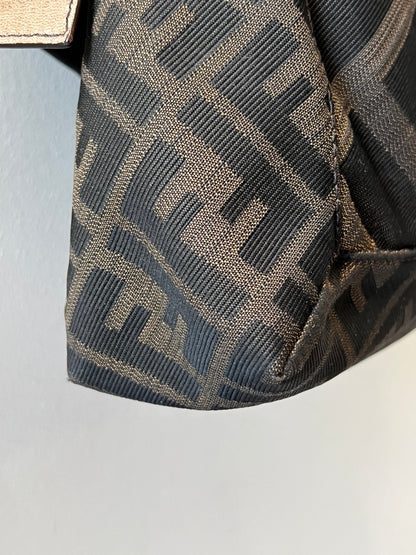 FENDI VINTAGE MAXI BAGUETTE SHOULDER BAG