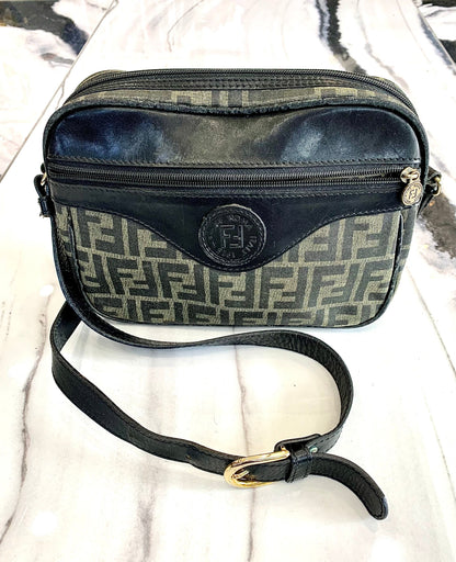 FENDI VINTAGE FF CAMERA BAG
