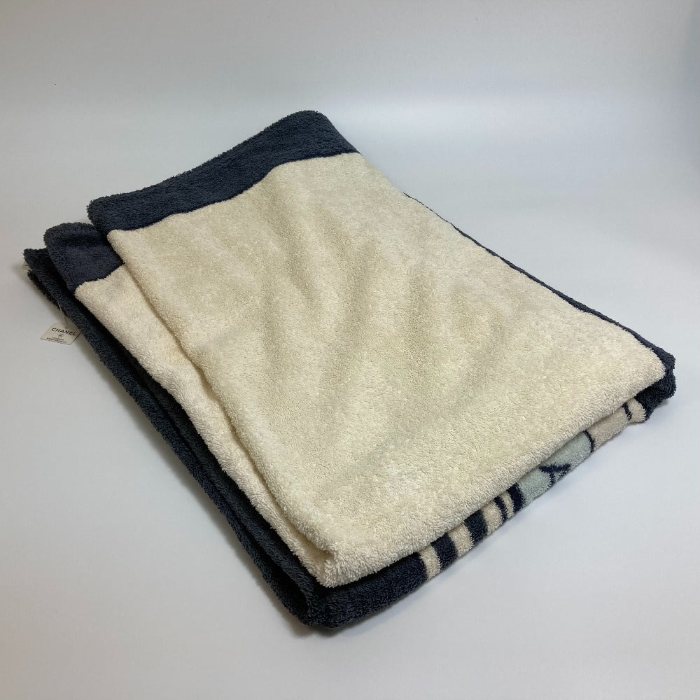 CHANEL towel cotton Ivoryx Blue type border bath towel unisex(Unisex)