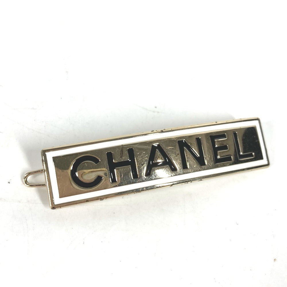 CHANEL Valletta metal gold B21B logo Women