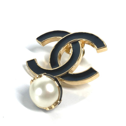 CHANEL Brooch metal gold B24S CC COCO Mark Fake Pearl