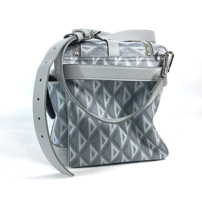 Dior Shoulder Bag 1ESDU035CDP_H42E Canvas, Leather gray CD Diamond Dior Hit the Road Pet Carrier Bag unisex(Unisex)