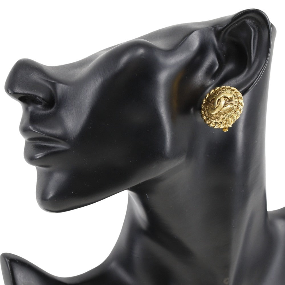 CHANEL Earring Plated Gold gold Women