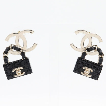 CHANEL Pierce Metal, Plastic Silver Cruise collection Matelasse bag motif COCO Mark Women