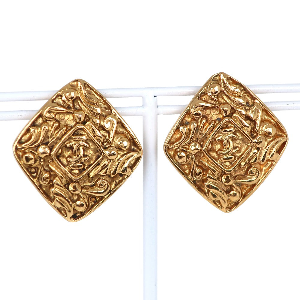 CHANEL Earring Plated Gold gold vintage COCO Mark Women