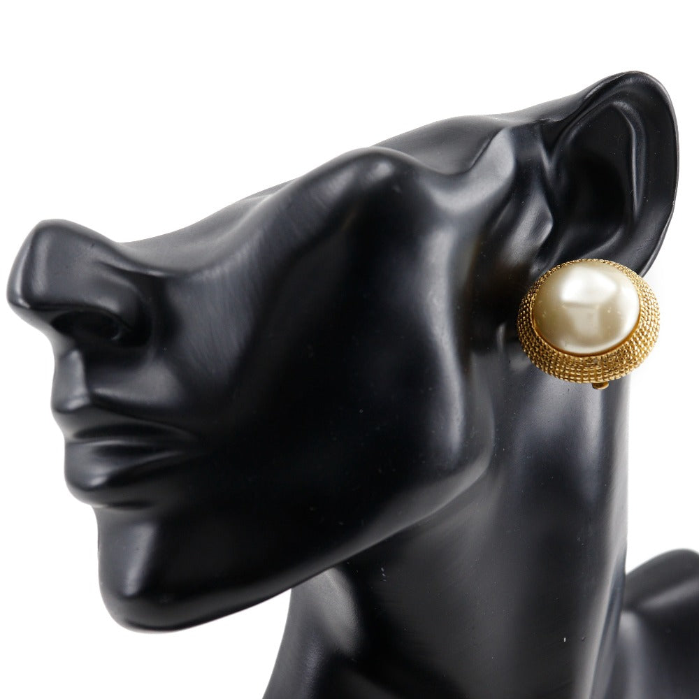 CHANEL Earring Plated Gold, Faux Pearl gold vintage Women