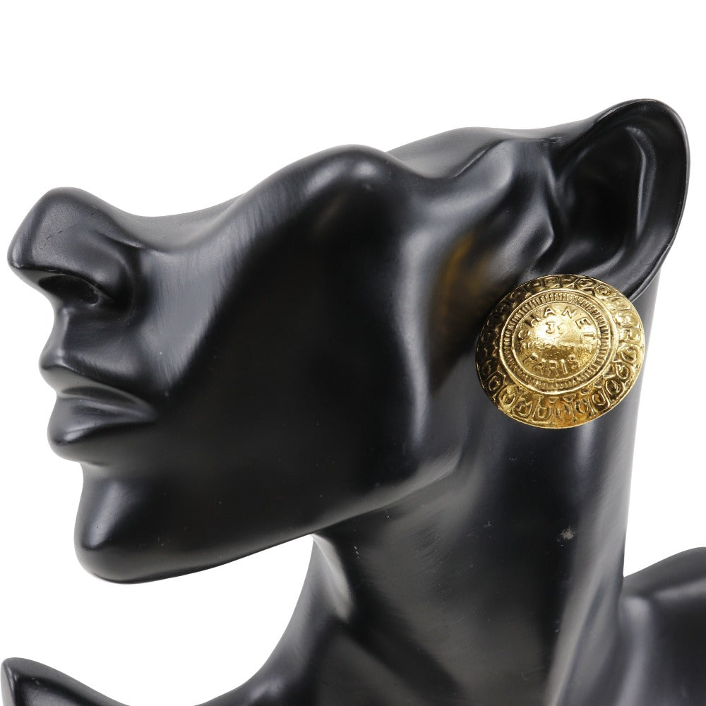 CHANEL Earring Plated Gold gold vintage 31 RUE CAMBON COCO Mark Women