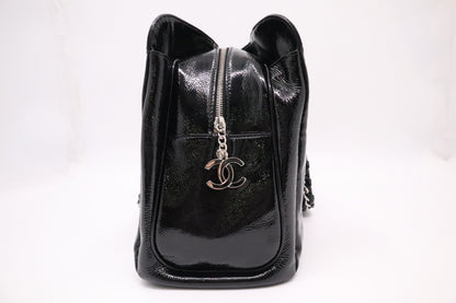 Chanel Shoulder Tote Bag in Black Patent Leather