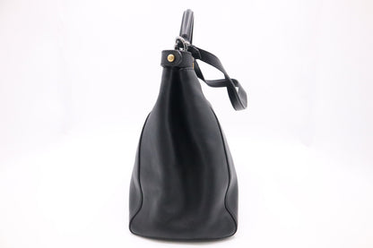 Fendi Medium Peekaboo Tote in Black Leather