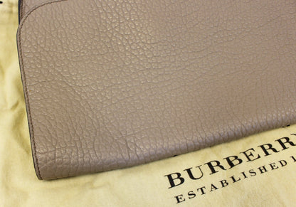 BURBERRY Heritage Sonnet Grain Leather Large Clutch - Sale