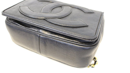 CHANEL Lamb Skin Black CC Logo Chain Shoulder Crossbody Bag