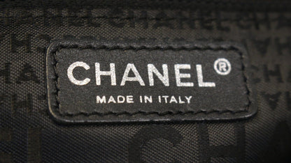 CHANEL Large Ultimate Soft Hobo Black Leather Bag