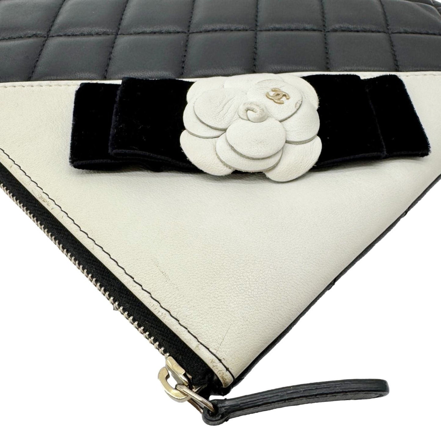 CHANEL Camellia O Case Medium Quilted Leather Clutch Black