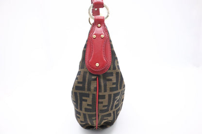 Fendi Shoulder Bag in Zucca Canvas and Red Leather