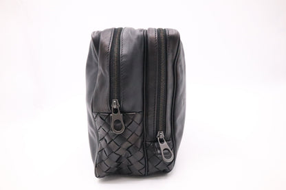 Bottega Veneta Pouch in Black Leather