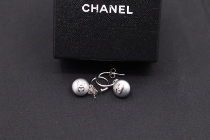 Chanel Round Earrings