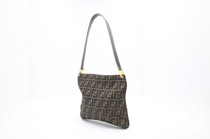 Fendi Shoulder Bag in Zucca Canvas