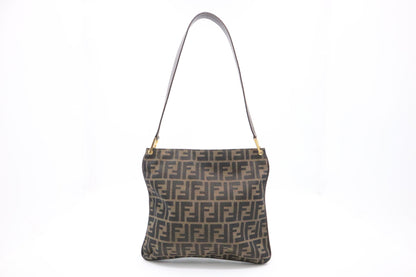 Fendi Shoulder Bag in Zucca Canvas