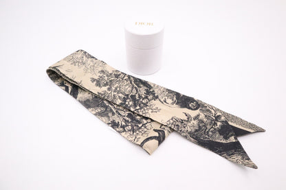 Dior Twilly in Black and Beige Toile de Jouy Sauvage Silk