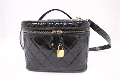 Chanel Vanity in Black Patent Leather