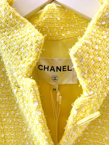 CHANEL YELLOW BLAZER