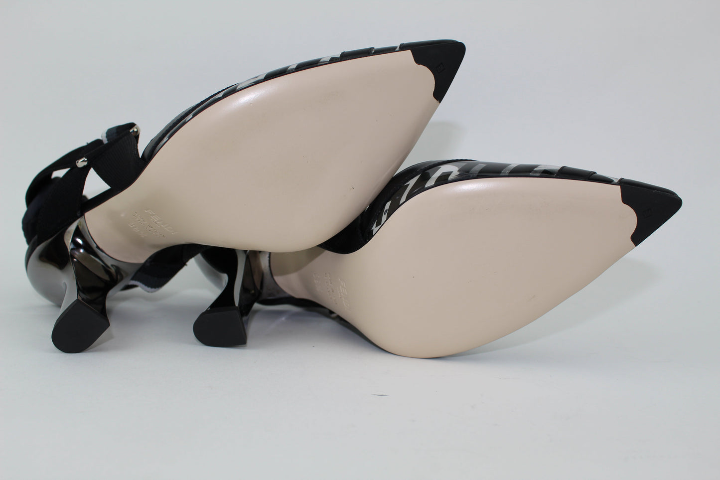 FENDI COLIBRÌ SLINGBACK PUMPS