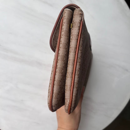 Celine Envelope Clutch bag in Brown Monogram