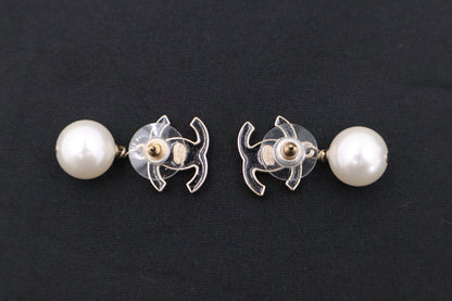 Chanel Black CC Earrings with Pearls