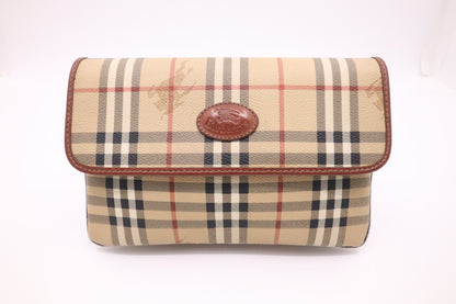 Burberry Cluch