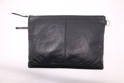 Balenciaga Le Cagole Clutch in Black Leather