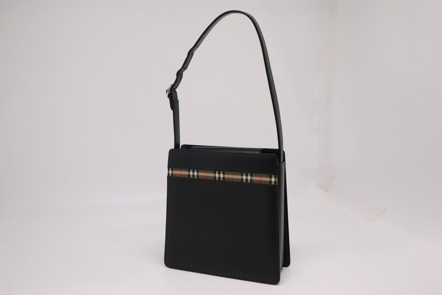 Burberry Shoulder Bag in Black Leather