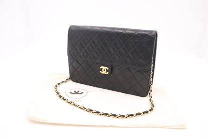 Chanel Medium Single Flap in Black MattelassÃ© Leather