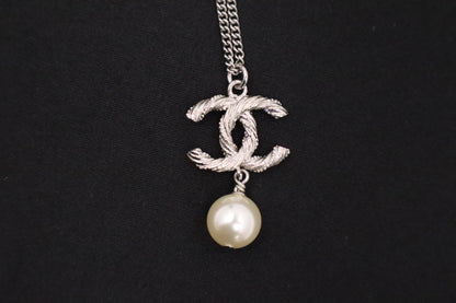 Chanel CC Necklace with Pearl
