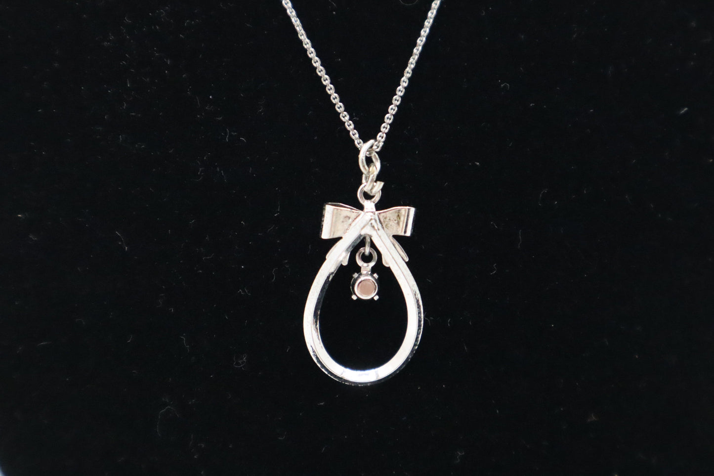 Dior Oval Bow Necklace