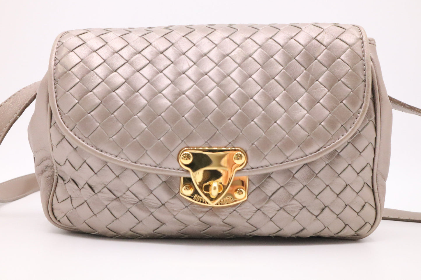 Bottega Veneta Shoulder Bag in Greige Metallic Intrecciato Leather