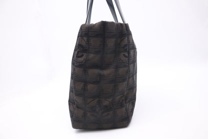 Chanel New Travel Line Tote Bag in Black Canvas