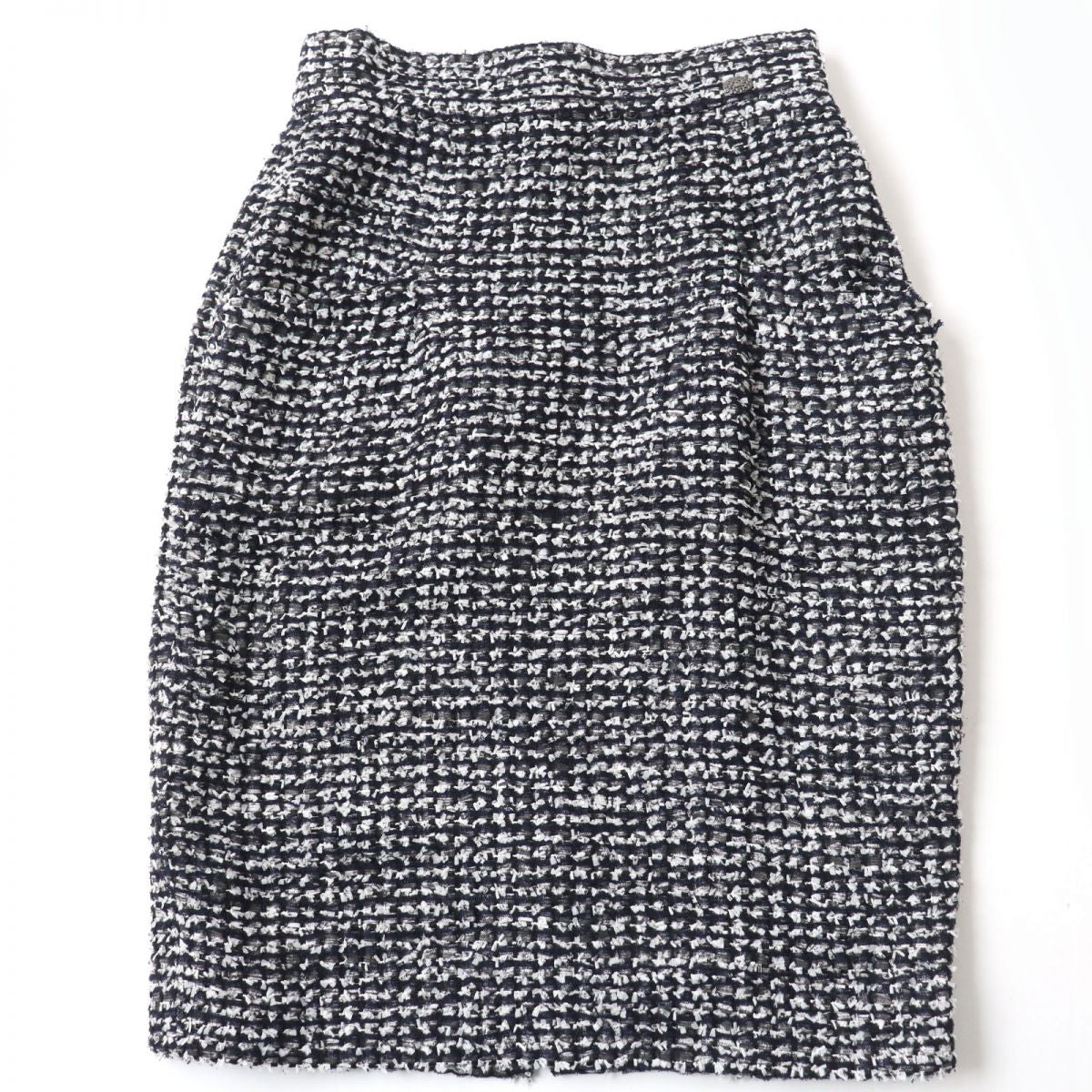 CHANEL skirt Outer material: 77% nylon, Outer material: 21% rayon, Outer material: 2% polyester, Lining: 100% silk multicolor Women 38