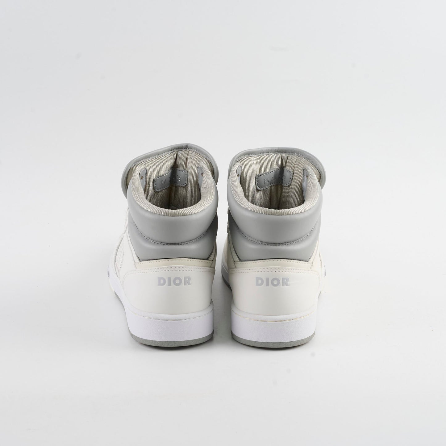Christian Dior High Top Sneaker Size 39