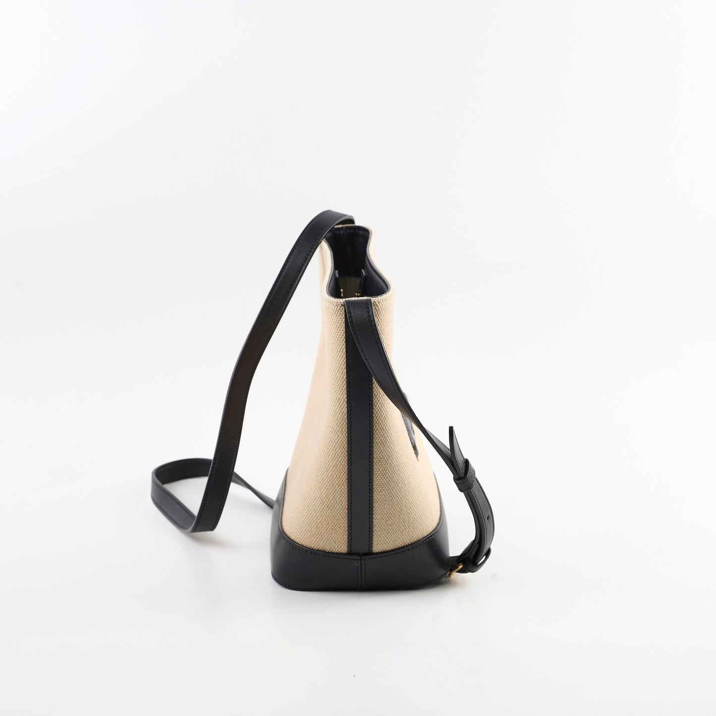 Luxury CELINE Triiomphe Canvas Calfskin Bucket Bag Beige/Black
