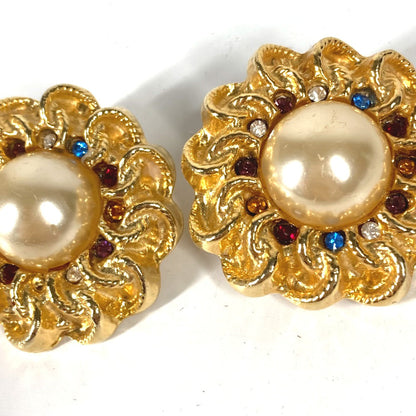 CHANEL Pierce metal gold vintage Flowers Rhinestones Faux Pearls Women