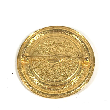 CHANEL Brooch metal gold Vintage round logo Women