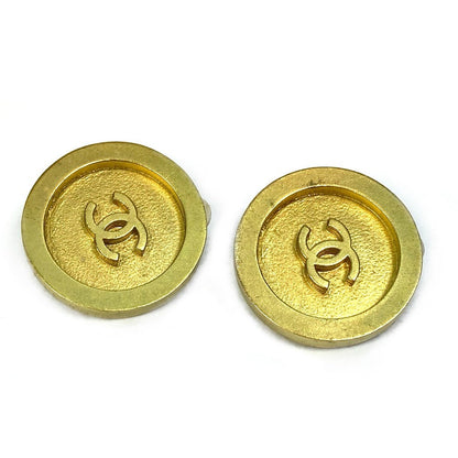 CHANEL Earring Gold Plated gold CC COCO Mark vintage Women