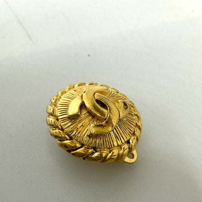 CHANEL Earring Gold Plated gold 95P logo CC COCO Mark Round Women