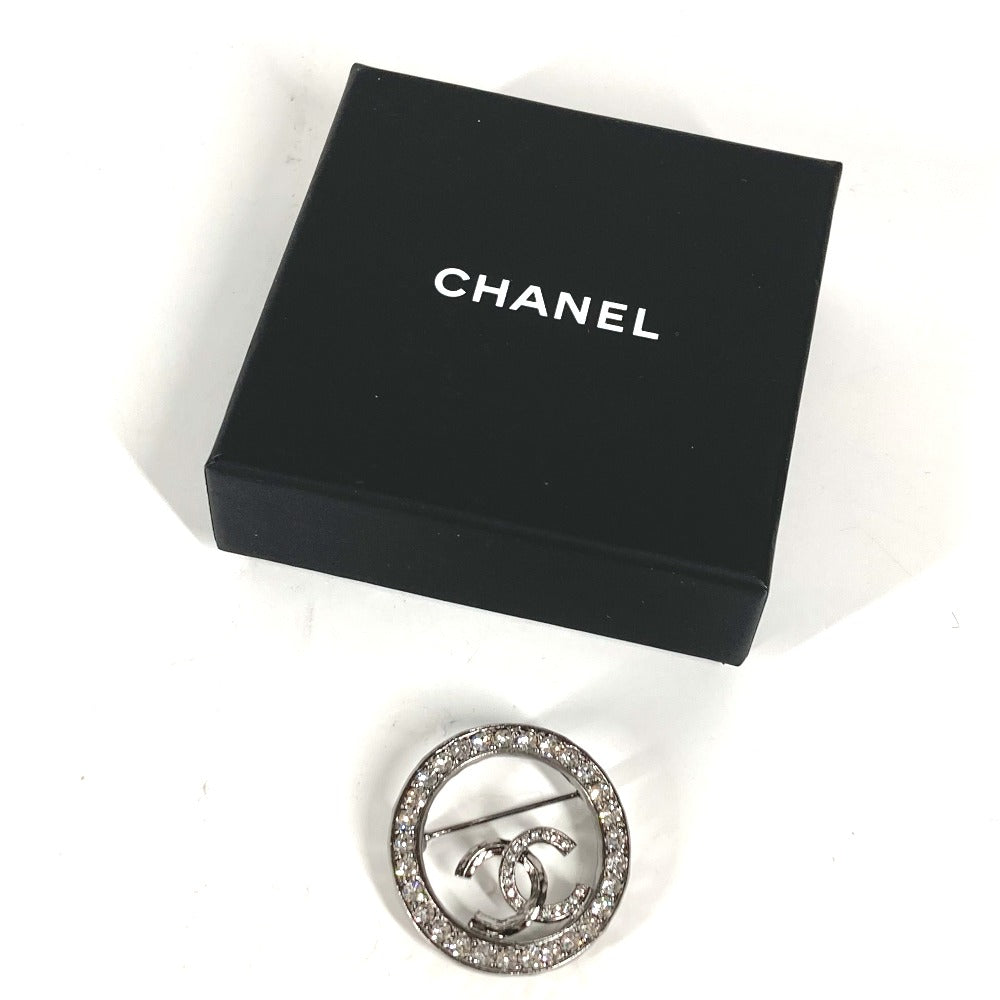 CHANEL Brooch metal Silver 21K CC COCO Mark Round Rhinestone